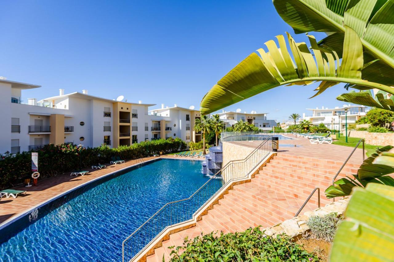 Bnb Homes Ocean View Apartment With Relax Terrace, 2 Swimming Pools & Tennis Court Albufeira Exterior foto