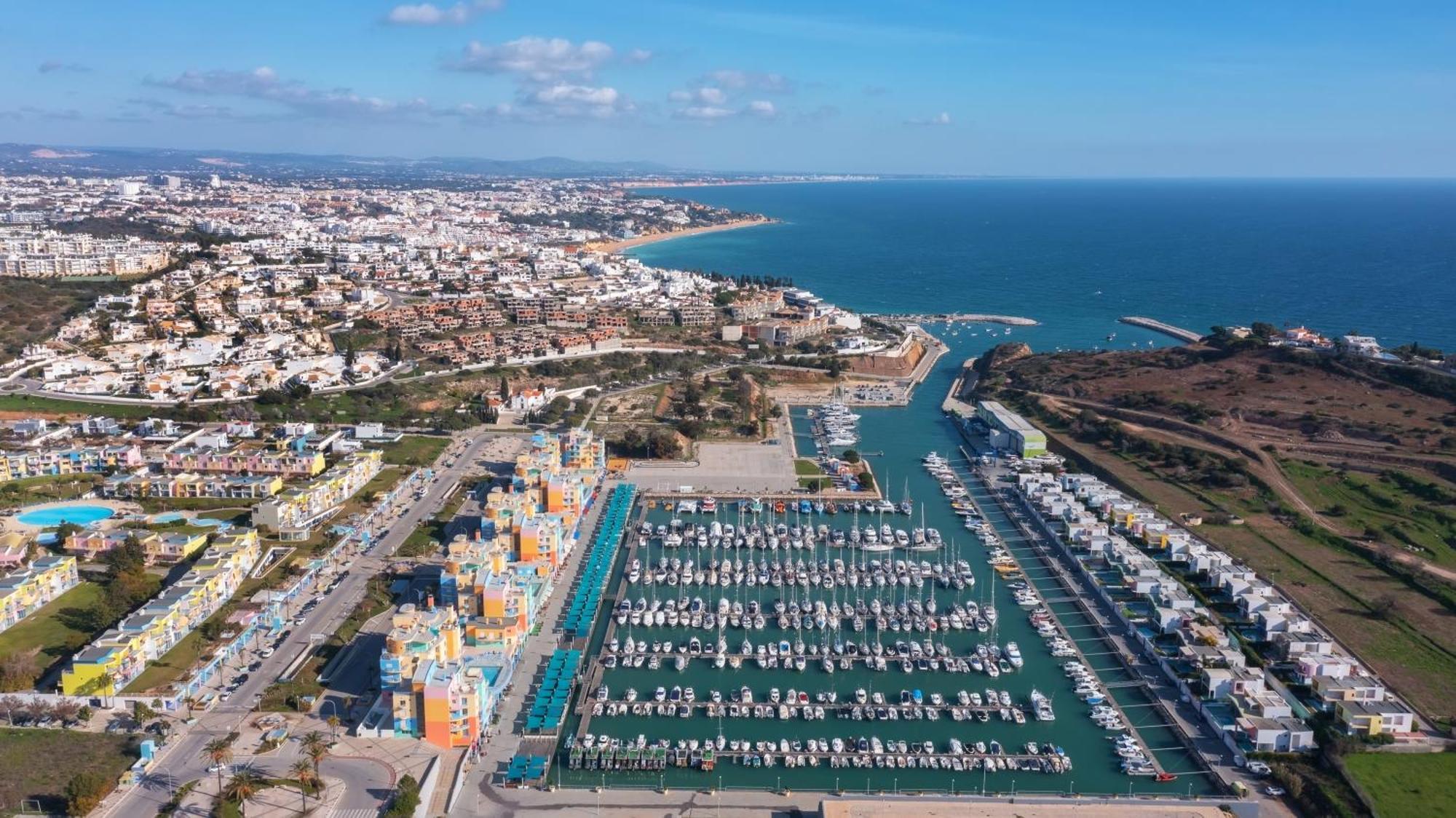 Bnb Homes Ocean View Apartment With Relax Terrace, 2 Swimming Pools & Tennis Court Albufeira Exterior foto